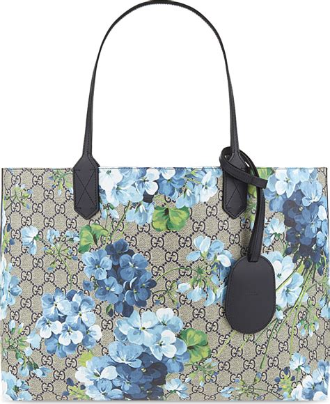 reversible gucci bloom bag|Gucci blooms key pouch.